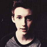 davidsbrewer:  Troye Sivan + winking 
