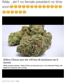 genlamar:  steezymofucka:  chillniggaville:  thedudedre:  crying.. But really tho lol  This bitch buggin  Bye Hillary  hello flocka