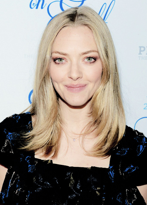 Amanda Seyfried at the event: “2016 Gala Heaven On Earth - The Perry MacFarlane Legacy in Hollywood”