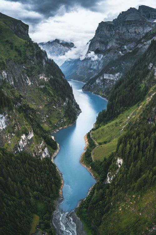 j-k-i-ng:  “Untitled“ by | Marcel Siebert