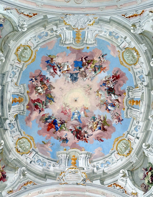 clara–lux:ALTOMONTE, Bartolomeo (1694–1783)The Coronation of Mary1754-1764frescoEngelszell Abb