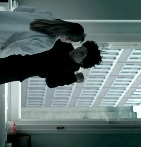 andthenewt:balloon-fights-summer-nights:sherlock-has-got-the-blue-box:matt-smiths-chin:i literally d