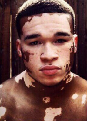 loufy25:  thagoodgood:  Those LIPS!That Wet HOLE!  Unf. 