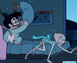 slimeblock:thebingbadmonster:I want someone who is not into steven universe explain what’s going on in this paticular picture.A child has awoke to defend himself, the long nosed sleep goblin will not steal his soul tonight.