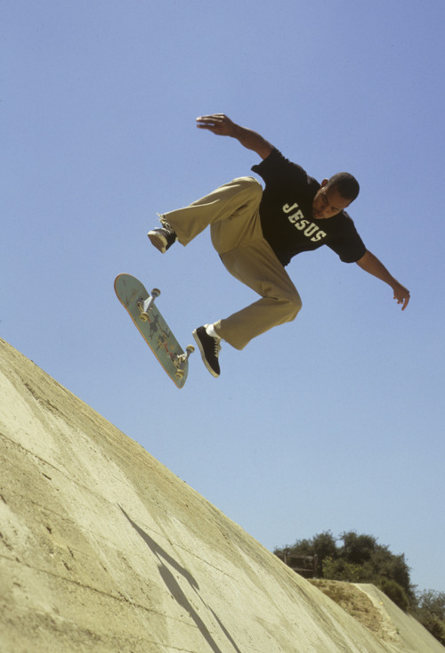 Ray Barbee - Kickflip, Mystery Spot, California