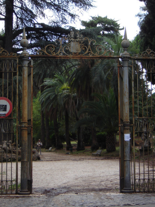 honorthegods:Gates of the Villa Sciarra by Alisha. 2010.Today, July 25, is the Roman festival of Fur