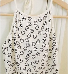 snapstyle:  Alien tops.Alien Print Strapy Crop TankAlien Embroidery Color Block Short