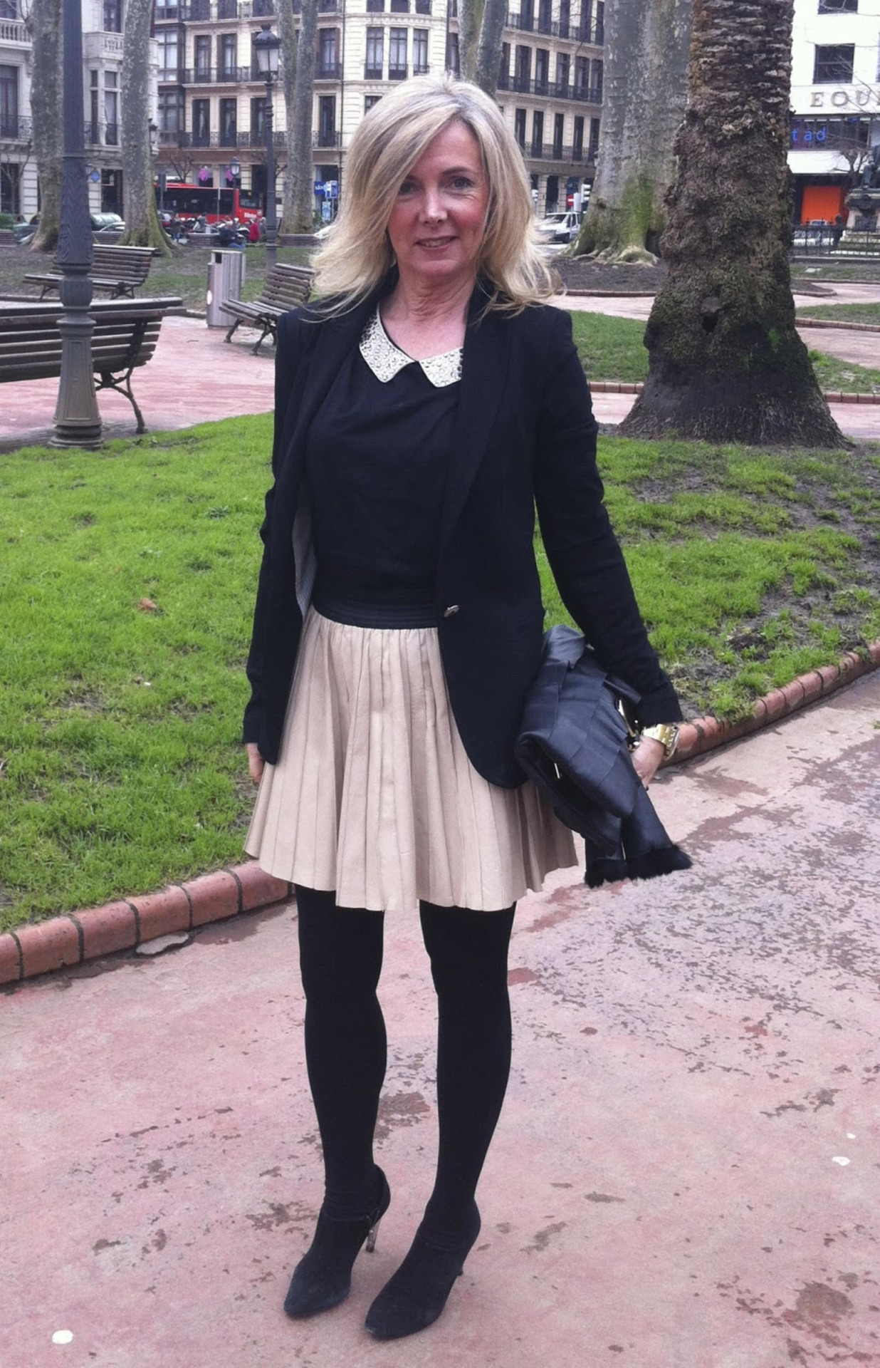 olderfoxes:You look gorgeous, Mrs Milnerâ€¦ Iâ€™d sure like to go back to