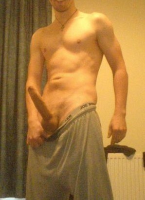 Drop those pants and let me suck that huge cock!!!follow for more huge cocks: hugecockgaylove.tumblr