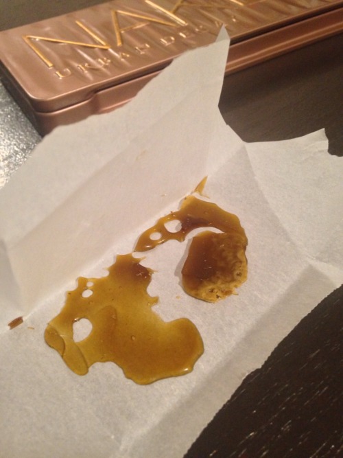 green-globbin:  soulon-fire:  12 strain run  And naked palettes