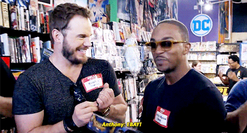 james-bucky:‘Avengers: Infinity War’ Cast Tours Los Angeles w/ James Corden I swear&
