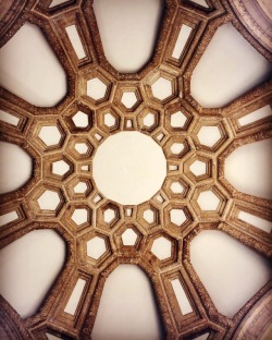 Cúpula #Art #Beauty  (At Palace Of Fine Arts Theatre)