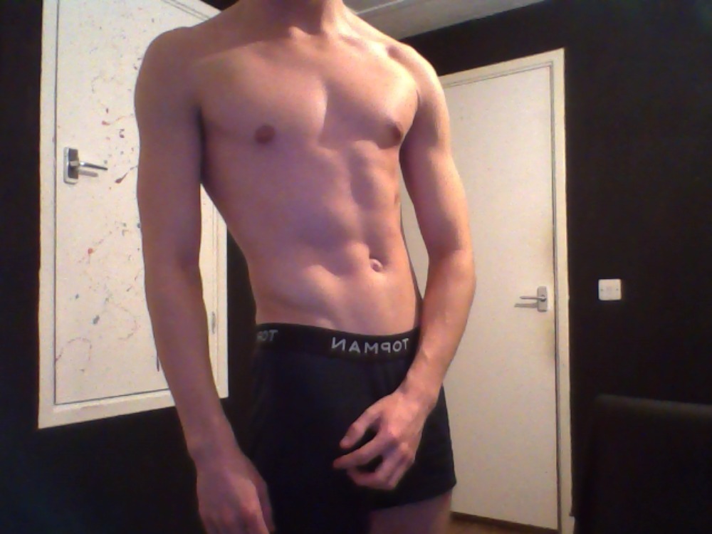 lunavapour:  body update: I stopped working out for a while and now need to get back