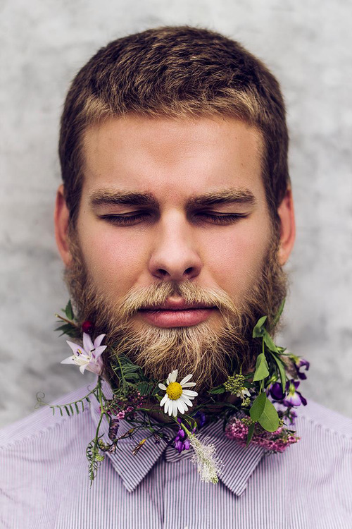 nourishyouruniverse:  fridayinfrance:  ivy-and-twine:MCM Part II   Flower Beards VZ WE MM VV PY