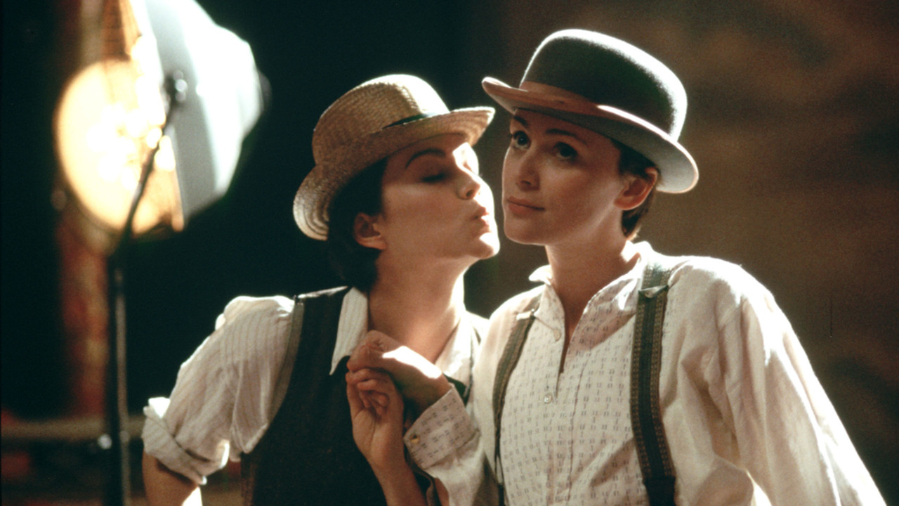 lesbian-ed:  So, as promised, here’s my list of lesbian movies for all of our lovely