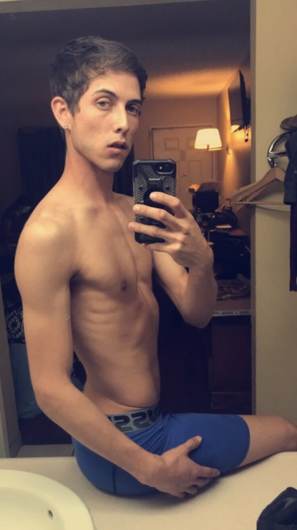 findom84: Who would watch my sub on flirt4free?Reblog
