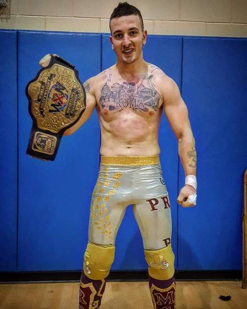 HOT ITALIAN JOBBER WRESTLER….