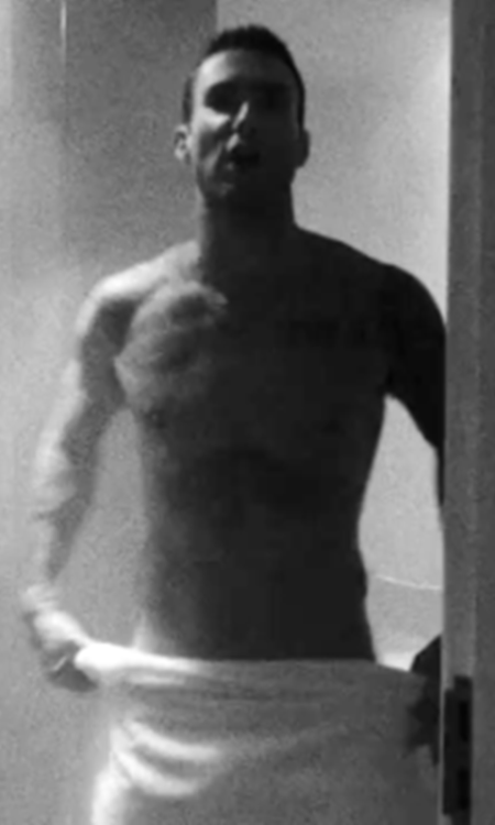 celebsland:  fuck-yeah-male-celebs:  Adam Levine  This is my favorite video of Maroon 5.