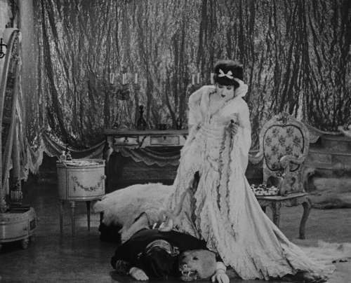 Porn Pics marypickfords:  Nana (Jean Renoir, 1926)