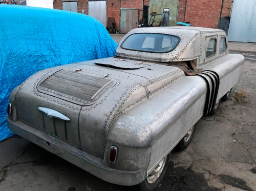 visionaryness: idk what this is but I want a fleet of them