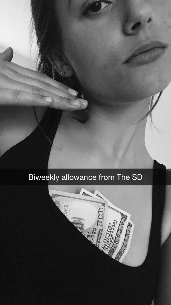 thesugarhustler:  kilosugar:  haha–fuck:  @god Not sorry  I DONT get how broke