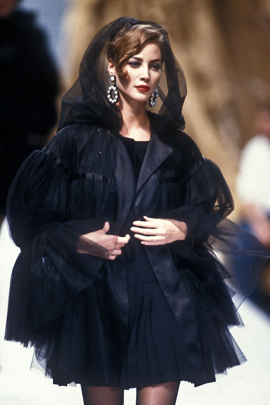 theoriginalsupermodels: Chanel - Fall 1991 Couture - Tumblr Pics