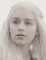 jonsnows: No one ever looked for a girl … It was a prince that was promised, not