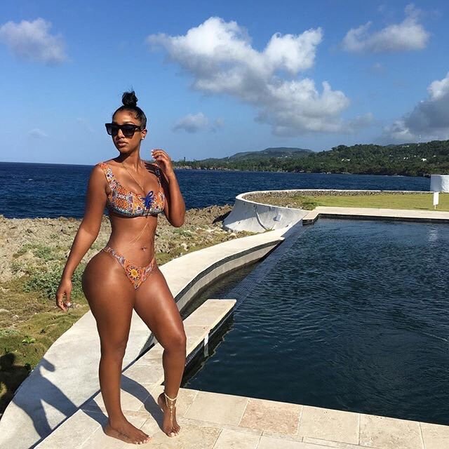 Damn the chocolate mf is sexy