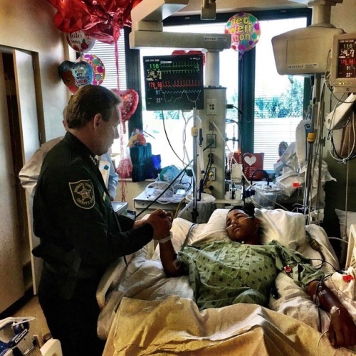 spaffy-jimble: kurdaa: alivesoul: Wishing a speedy recovery to Anthony Borges, 15. Used his body to