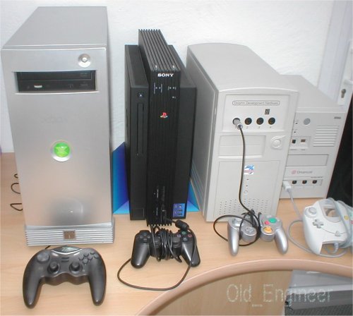 gamercrunch:  Development systems for the Xbox, PS2, Gamecube, and Dreamcast. via reddit  give me the dreamcast <3