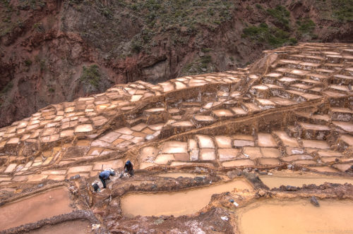 atlasobscura:Salar de Maras - Peru While the salt mines are set up for tourism, complete with litt