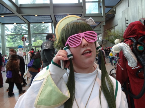 Sakura-con 2014 Part 6: AKA the personal stuffI got a picture taken with Matt Mercer!!! &lt;3  He&rs