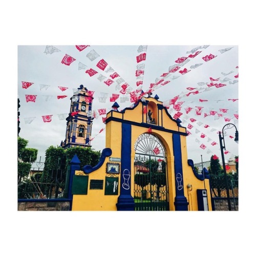 Church in Cholula. . . #church #cholula #architecture #spanish #mexico #visitmexico #puebla #later