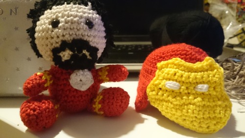 the-intern-that-did-not-die: stitch-n-bitchclub: the-intern-that-did-not-die could crochet Iron Man?