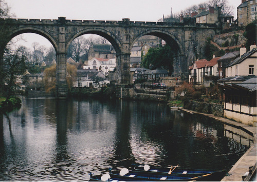 boomadamalpaca: Knaresborough, North Yokshire, England by Alice Hutchinson on Flickr.