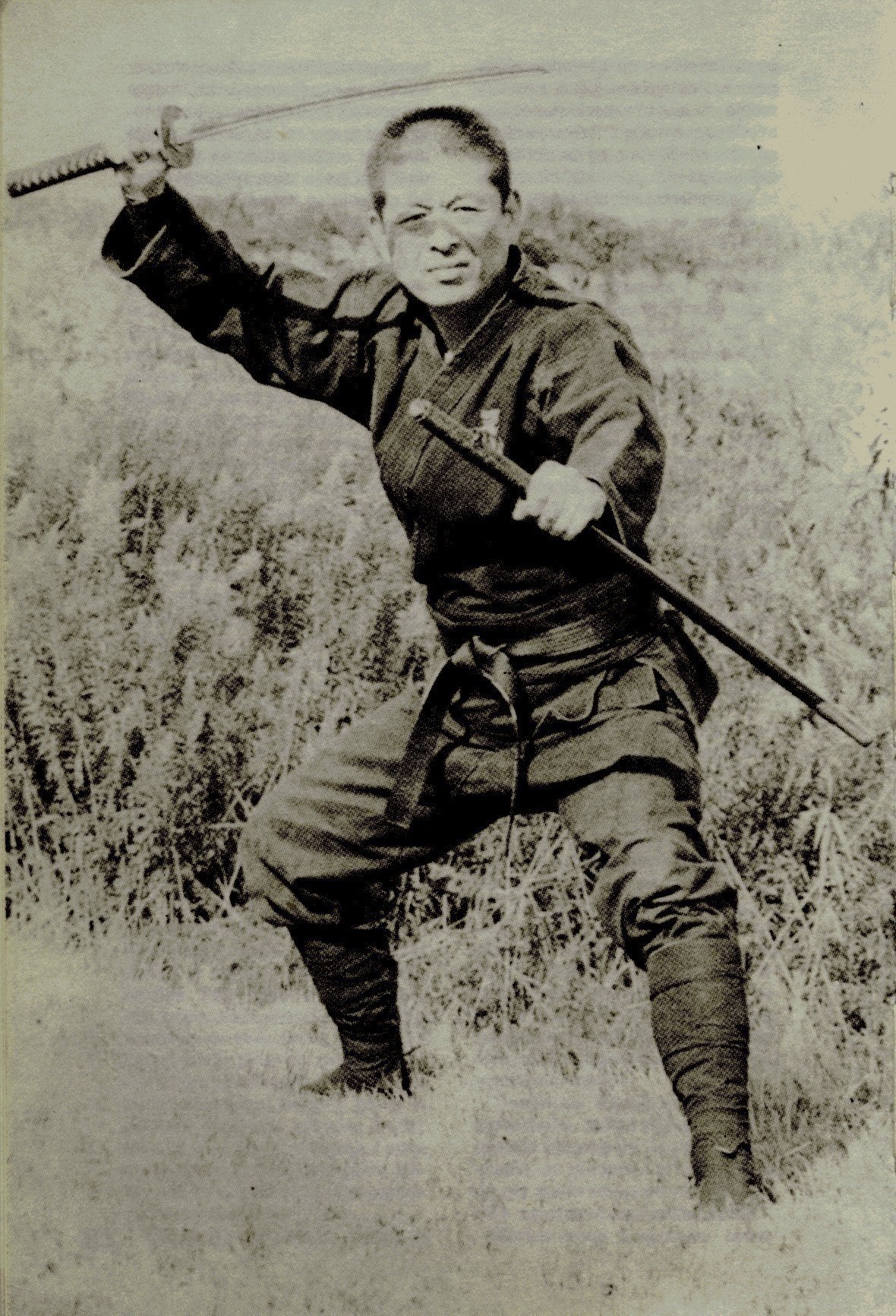 theblindninja:  Soke Masaaki Hatsumi  Dr. Masaaki Hatsumi, Grandmaster Inheriting