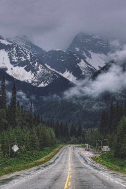 wnderlst:  Glacier National Park, British Columbia | Michael Muraz 
