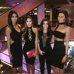 meanwhileinvegas:  ✖️LIT✖️ #crew #vegas #blackonblack by alissa_victoria http://ift.tt/1UP4QwX  Women know how to ‘Vegas’. Looking gorgeous. 