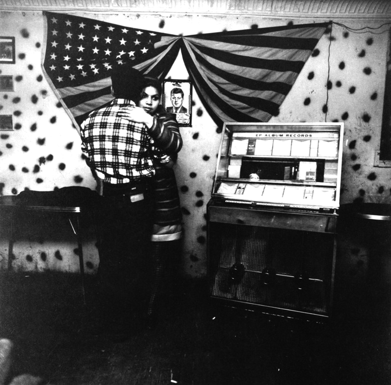 savetheflower-1967:  Teens dance &amp; jukebox - photo by Bruce Davidson - 1966.