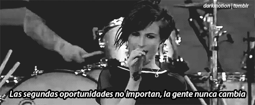 darkmotion:  Misery Business - Paramore