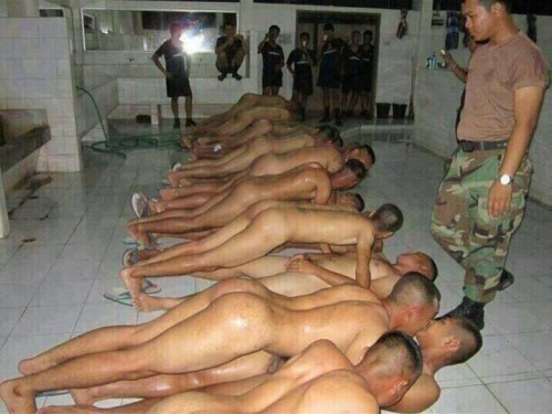 ★ Nude Soldiers ★