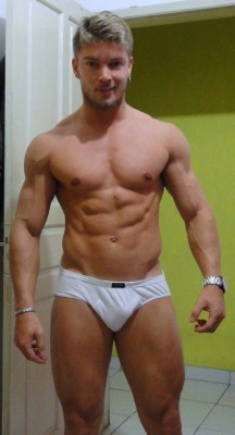 Muchachotes:  Completo. Muchachotes: Http://Www.facebook.com/Muchachotes Http://Muchachotes.tumblr.com/