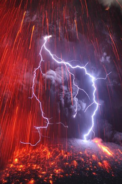  Mount Sakurajima Volcano, Japan .  Photography by chaebae1 on Flickr. 