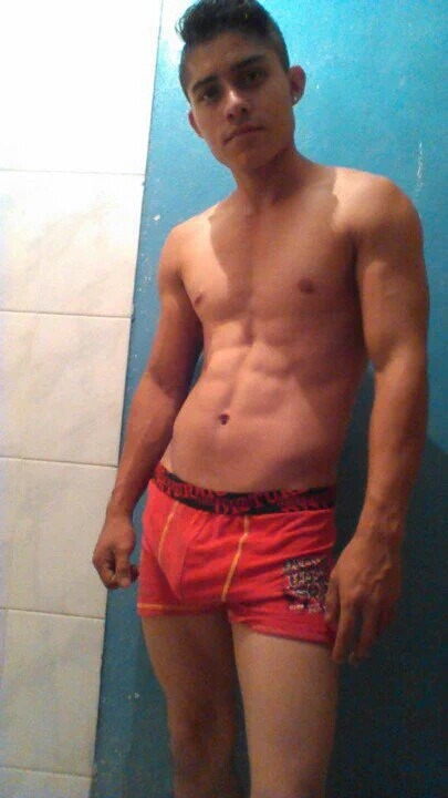 vergasdelatinos:  latinosworld1:  X http://latinosworld1.tumblr.com/ AKA: latinos4us