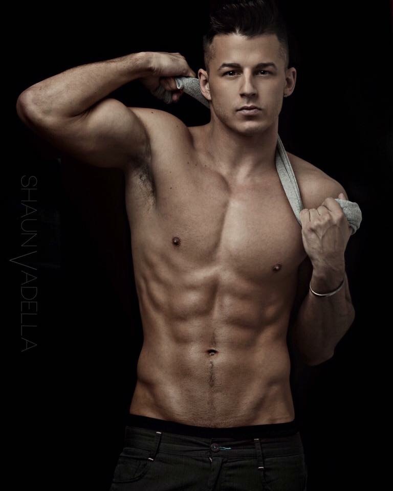 bigkimsprettyboyblog:  Hot Murray Swanby @MurraySwanby 