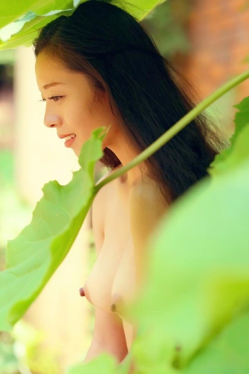 hello-happylim-blog: 有兴趣付费进入“happylim3plus” tumblr 隐蔽专页的网友们，请您信息我！ 或者在我的email网址 fotoprim