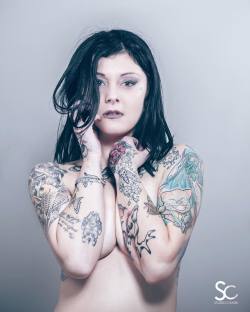 Tabatasuicide:  @Valeriophotographer #Inkedgirl #Inked #Inkedgirls #Tattoo #Tattooedgirls