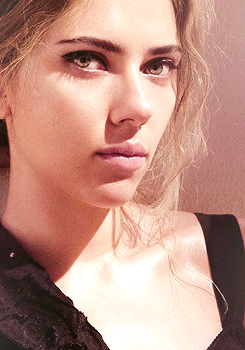 hermiola:  Scarlett Johansson photographed by Patrick Demarchelier for Interview