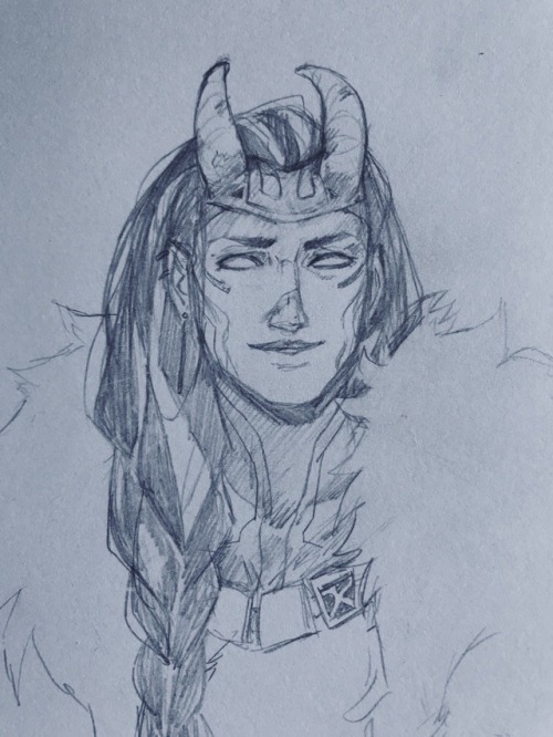 questionartbox: horns and furMore pencil sketches from last night, more Jotun Loki?Art blog: questio