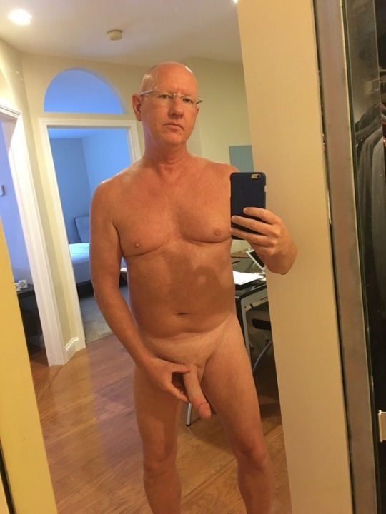heretobeused:  naked now will do as told on kik faggottouse 